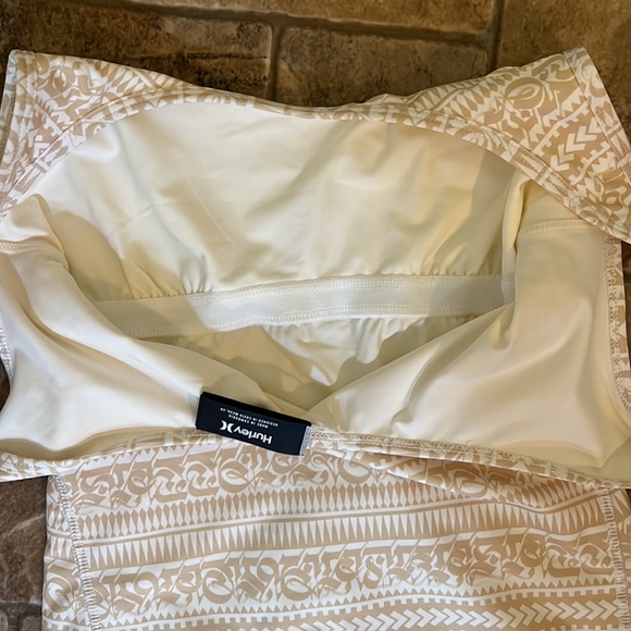 NWOT HURLEY | Printed One Piece Swimsuit | Size Small - Picture 5 of 11